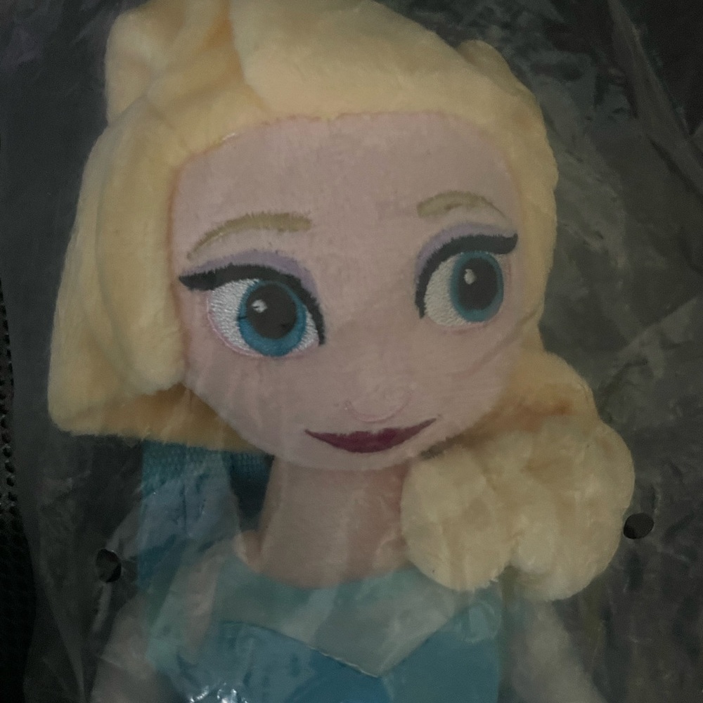 Frozen - Picture 3 of 4